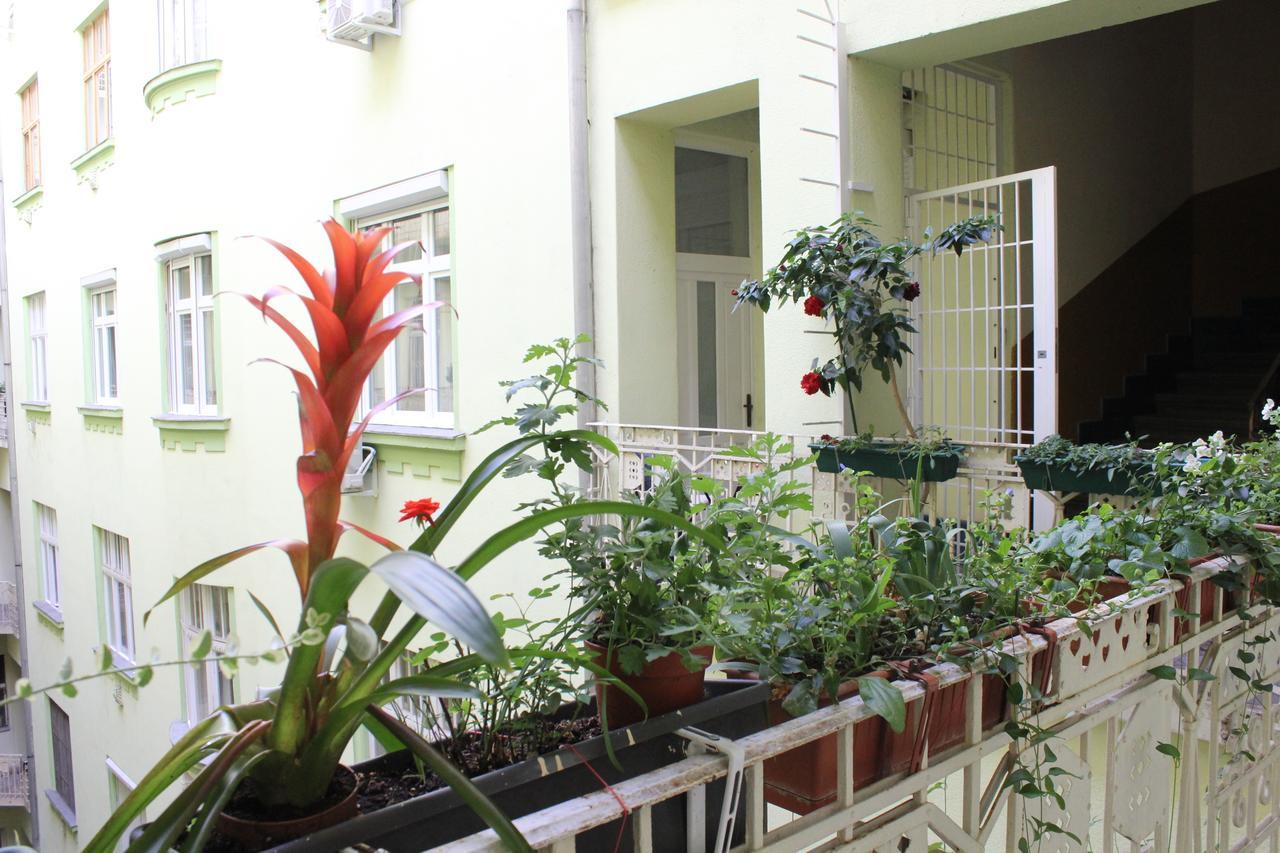 Charming And Unique Apartment With Balcony By The Great Synagogue Budapest Extérieur photo